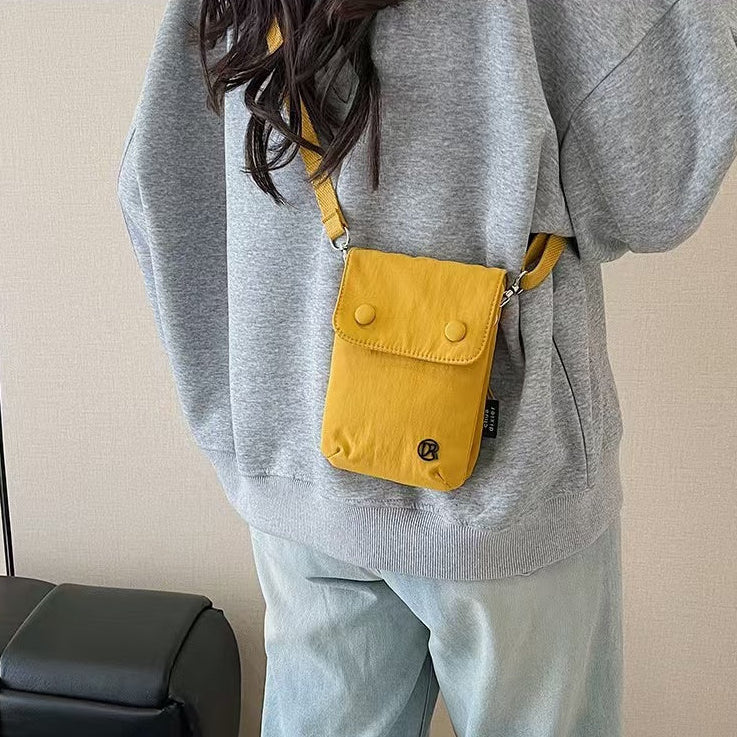 【Pawlistyle 商店風雑貨】名入れ スマホショルダー｜撥水 超軽量 ナイロン ミニポシェット 斜め掛け 散歩 推し活に最適